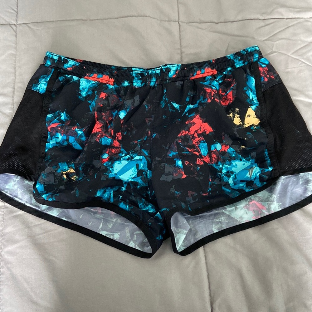 Patterned Lightweight Semi-Fitted Running Shorts